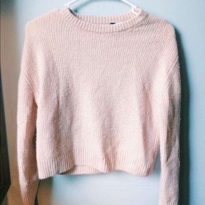 A H&M light pink sweater! :)